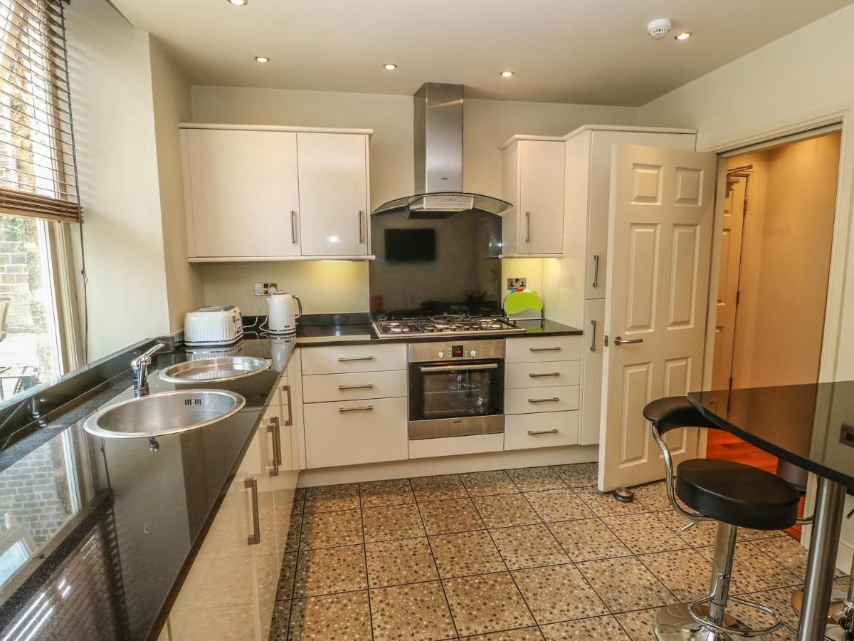 Belle Vue Apartment Ilkley Bagian luar foto